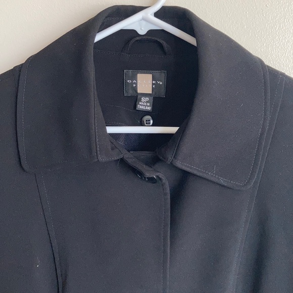 ❄️ Gallery Petite 4-Button Coat - Picture 2 of 7